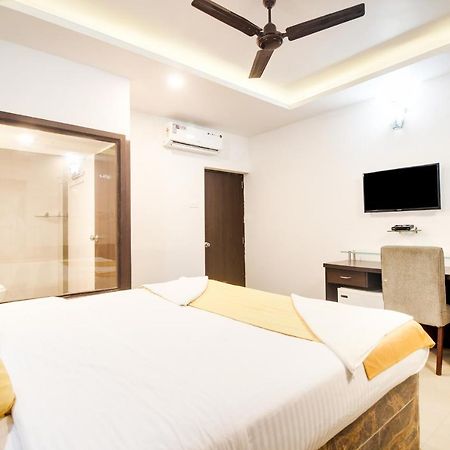 Candolim Sands Exterior photo