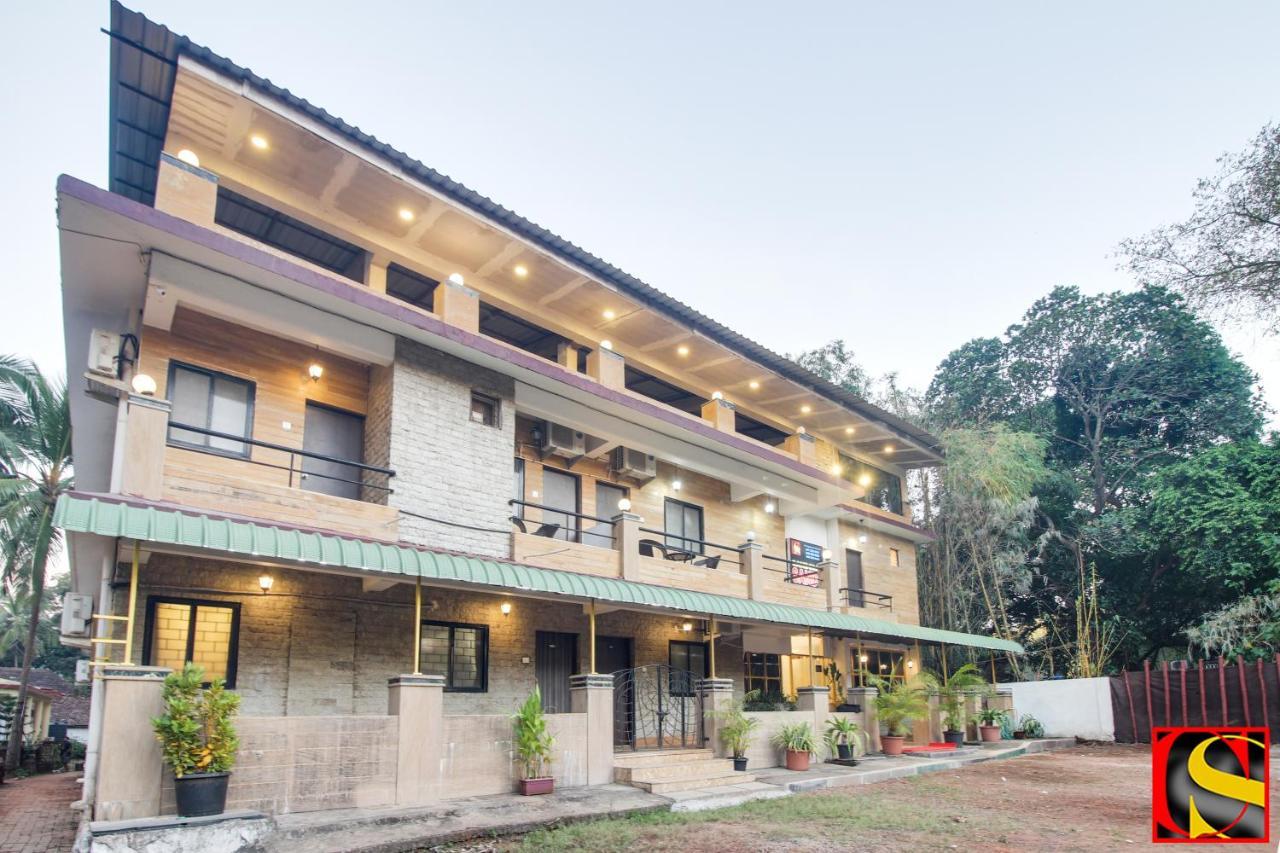 Candolim Sands Exterior photo