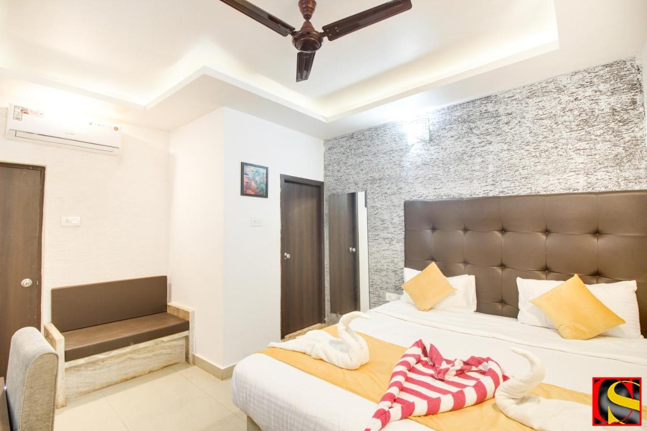 Candolim Sands Exterior photo