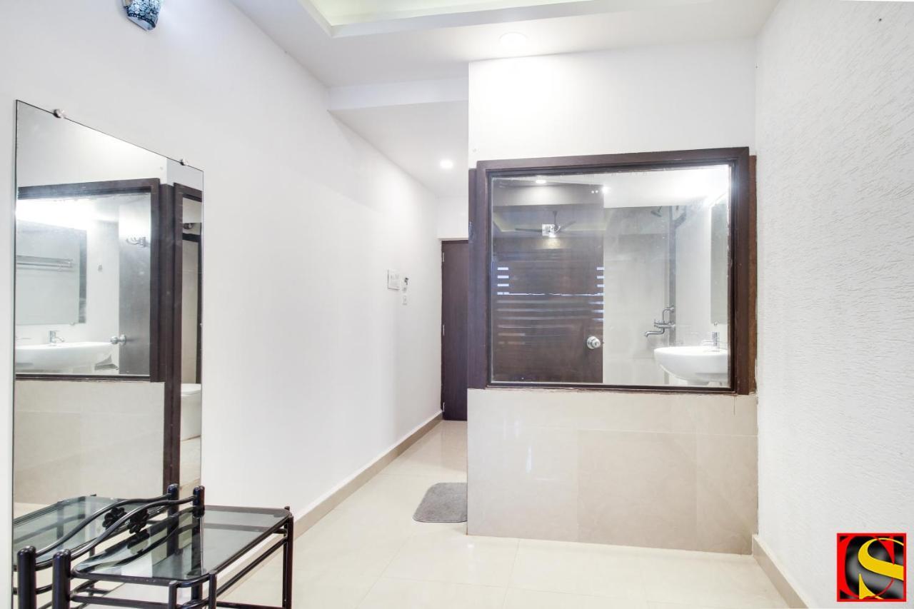 Candolim Sands Exterior photo